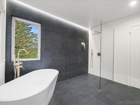 7212 Columbine Dr, Carlsbad CA 92011
