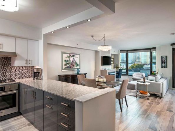 500 W Harbor Drive 805, San Diego CA 92101