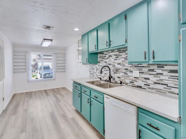 2811 Glen Canyon Circle, Spring Valley CA 91977