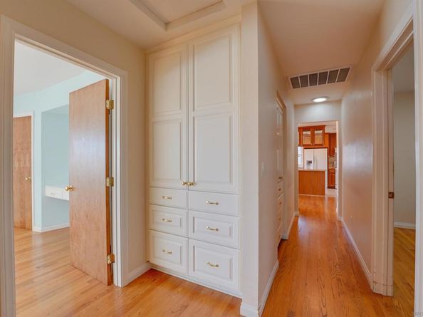3985 La Cresta Dr, San Diego CA 92107