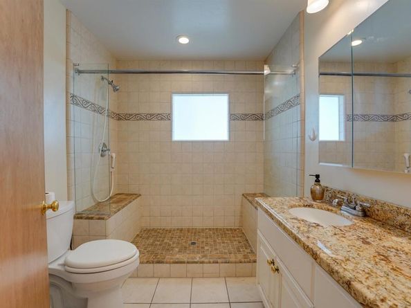 3985 La Cresta Dr, San Diego CA 92107