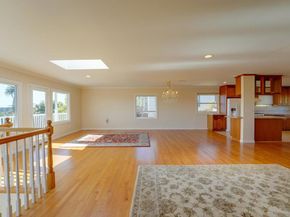 3985 La Cresta Dr, San Diego CA 92107