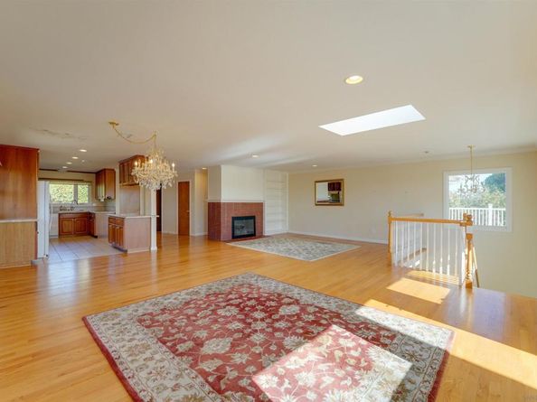 3985 La Cresta Dr, San Diego CA 92107