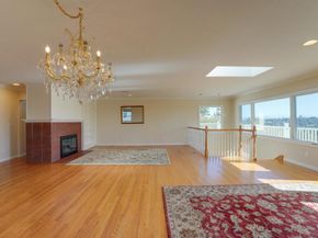 3985 La Cresta Dr, San Diego CA 92107