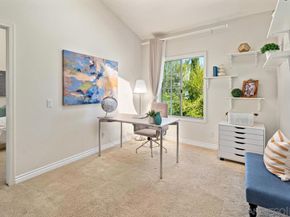 8619 Via Mallorca C, La Jolla CA 92037