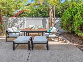 8619 Via Mallorca C, La Jolla CA 92037