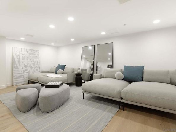 302 Prospect St 6, La Jolla CA 92037