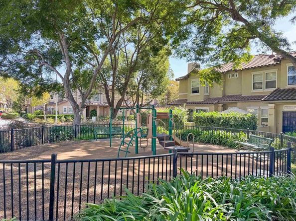 6154 Citracado Circle, Carlsbad CA 92009