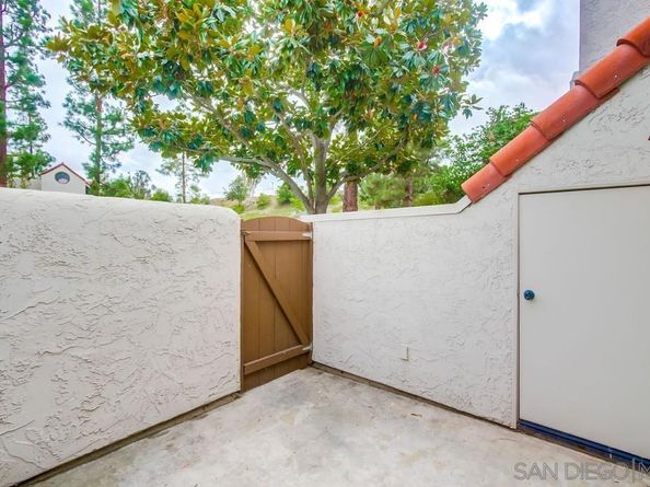 11825 Caminito Ronaldo 119, San Diego CA 92128