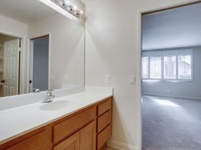 11825 Caminito Ronaldo 119, San Diego CA 92128