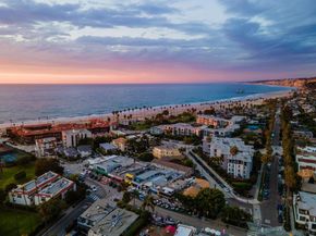 2510 Torrey Pines 415, La Jolla CA 92037
