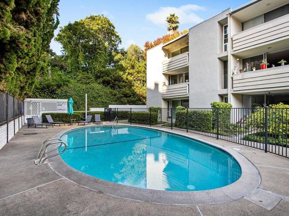2510 Torrey Pines 415, La Jolla CA 92037