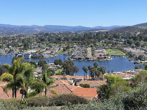 1690 Via Inspirar, San Marcos CA 92078