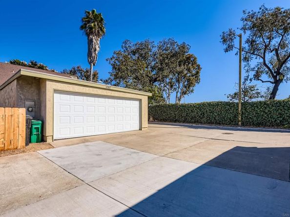 10617 Escobar Dr, San Diego CA 92124