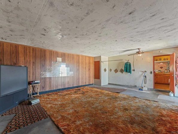 366 Lausanne Dr, San Diego CA 92114