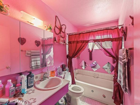 366 Lausanne Dr, San Diego CA 92114