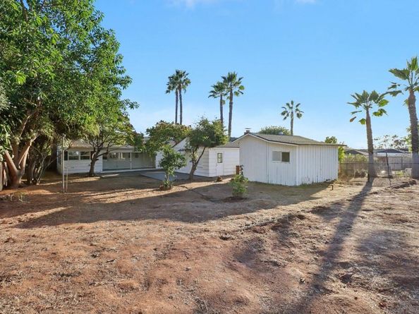 9130 Shirley Dr, La Mesa CA 91941