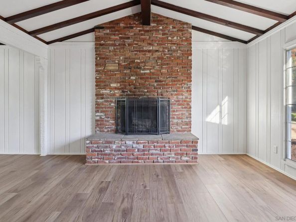 9130 Shirley Dr, La Mesa CA 91941