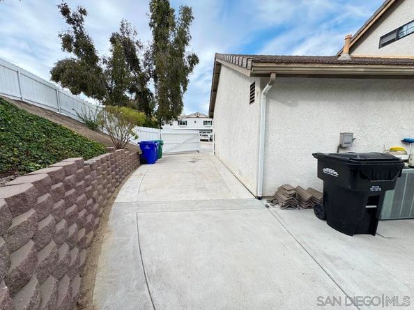 6615 Tuxedo Rd, San Diego CA 92119