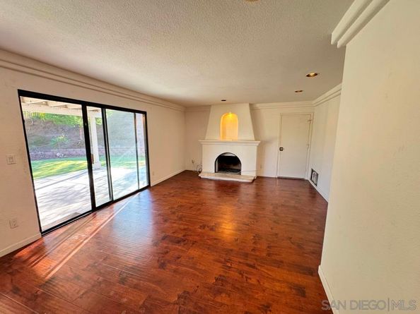 6615 Tuxedo Rd, San Diego CA 92119