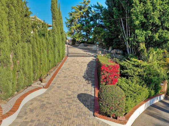 2848 Sunset Hills, Escondido CA 92025