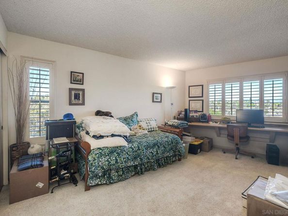 2848 Sunset Hills, Escondido CA 92025