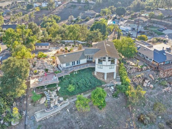 2848 Sunset Hills, Escondido CA 92025