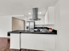 2507 Navarra Dr 202, Carlsbad CA 92009