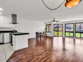 2507 Navarra Dr 202, Carlsbad CA 92009