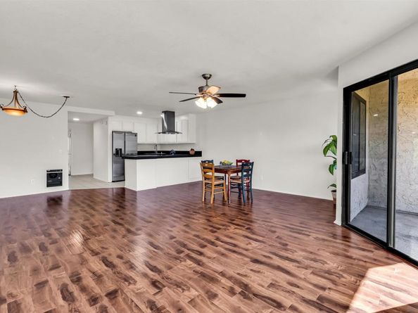 2507 Navarra Dr 202, Carlsbad CA 92009