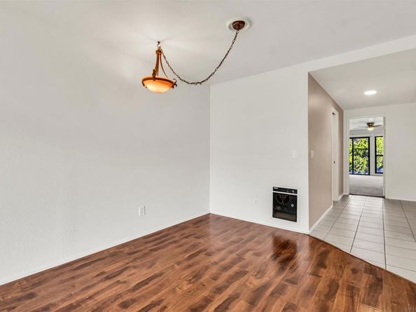 2507 Navarra Dr 202, Carlsbad CA 92009