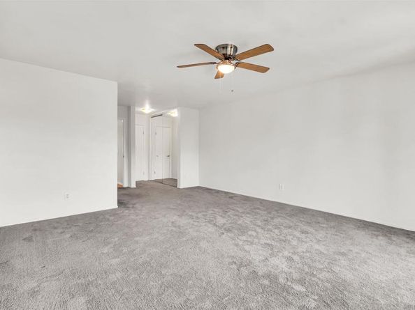 2507 Navarra Dr 202, Carlsbad CA 92009