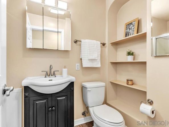 5402 Balboa Arms Dr 345, San Diego CA 92117