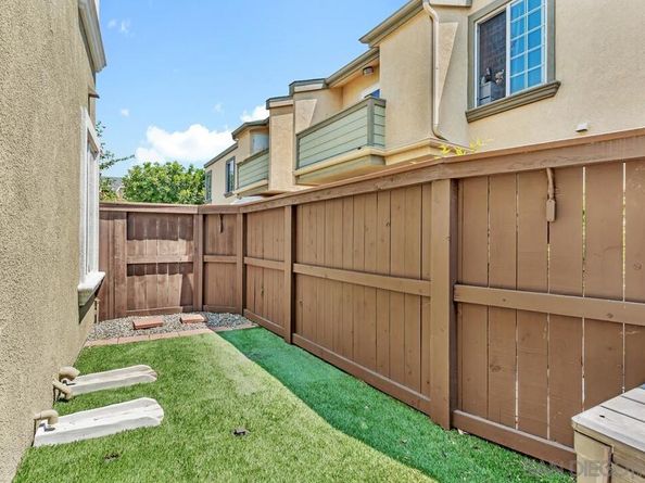 5402 Balboa Arms Dr 345, San Diego CA 92117