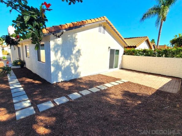 243 Flame Tree Place, Oceanside CA 92057