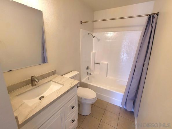 243 Flame Tree Place, Oceanside CA 92057