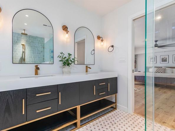 6641 Murray Park Dr, San Diego CA 92120