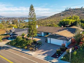 6641 Murray Park Dr, San Diego CA 92120