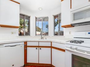 12039 Calle De Leon Drive 24, El Cajon CA 92019