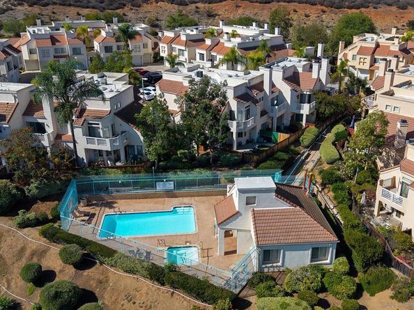 12039 Calle De Leon Drive 24, El Cajon CA 92019