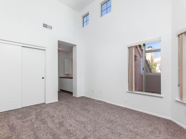 12039 Calle De Leon Drive 24, El Cajon CA 92019