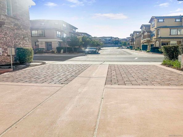 1507 Calabria St, Santee CA 92071