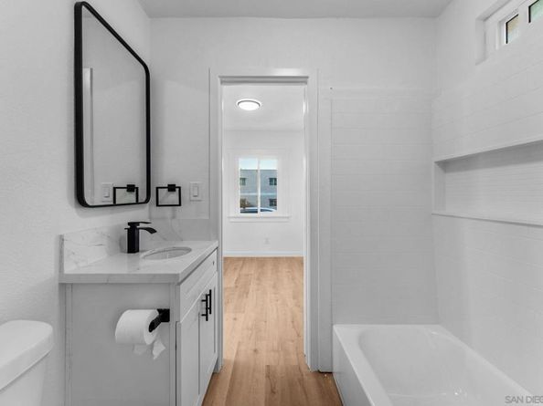 4376 Myrtle Ave, San Diego CA 92105