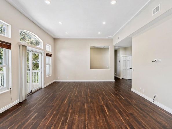 401 S Vine St, Escondido CA 92025