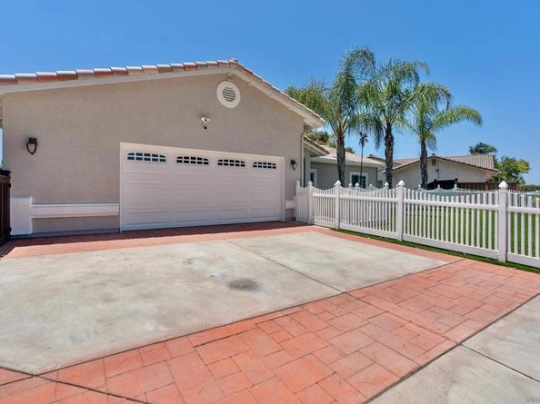 401 S Vine St, Escondido CA 92025