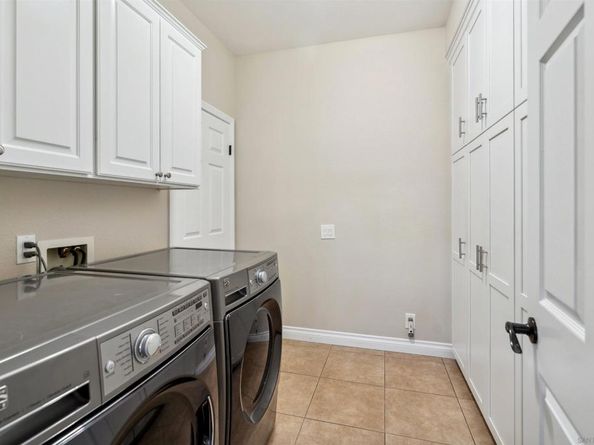 401 S Vine St, Escondido CA 92025