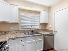 6295 Calle Pavana, San Diego CA 92139