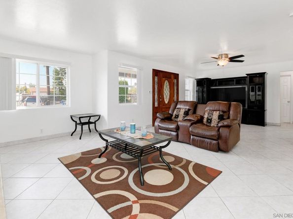 1261 Helix, Chula Vista CA 91911