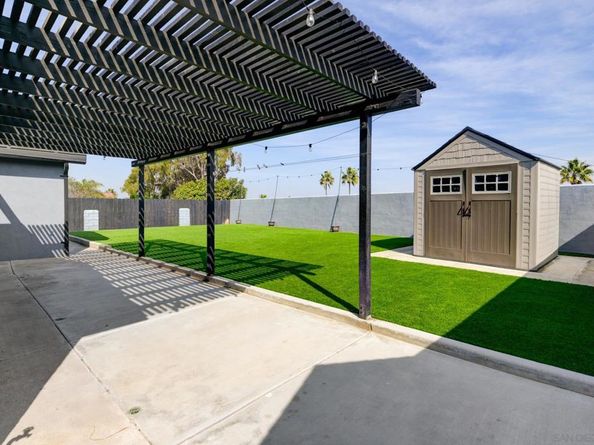 1261 Helix, Chula Vista CA 91911