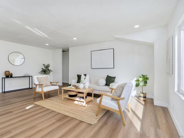 9408 Wharton Rd, Santee CA 92071